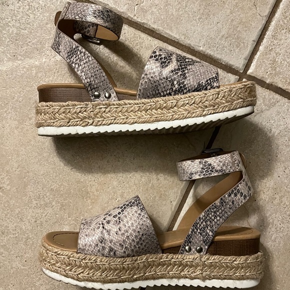Soda Shoes - Soda Espadrilles
